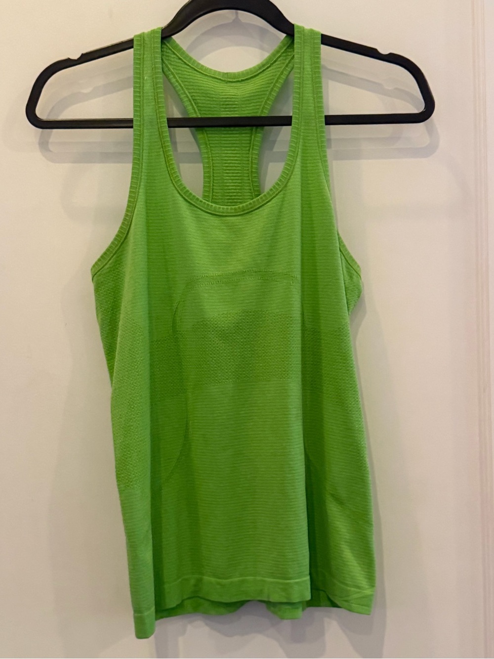 Lululemon athletica swiftly tank light green racerback top shirt, size 8